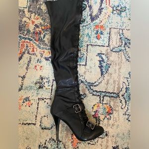 GUESS Lace Up Boots Tall Mid-Thigh Black 4” Heel Size 9.5 ***Like New***
